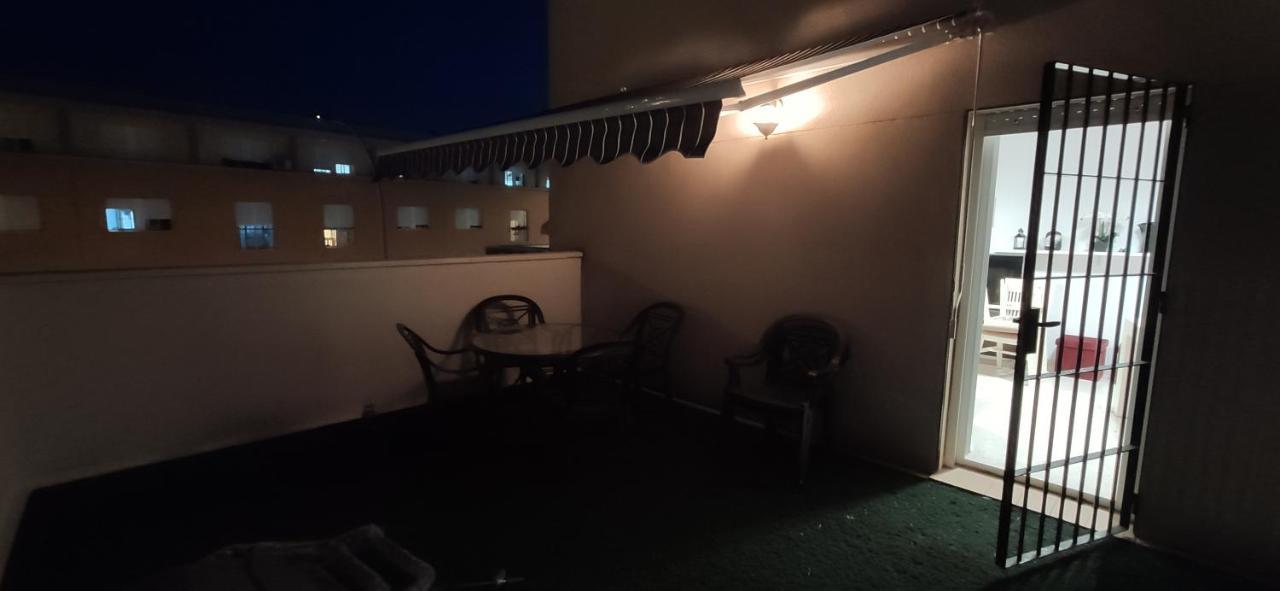 Jt Chiclana, ,parking, Aire, Wifi, Tv, Terraza Apartment *