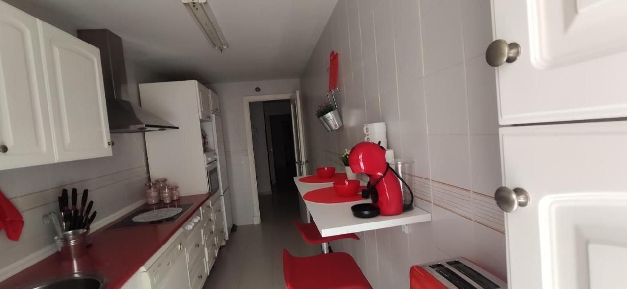 Jt Chiclana, ,parking, Aire, Wifi, Tv, Terraza Apartament